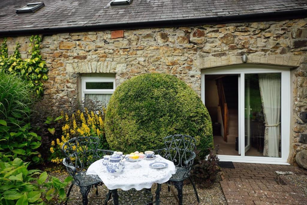 Barn Cottage - Family-Friendly Cottage With Heated Indoor Pool Гейверфордвест Екстер'єр фото